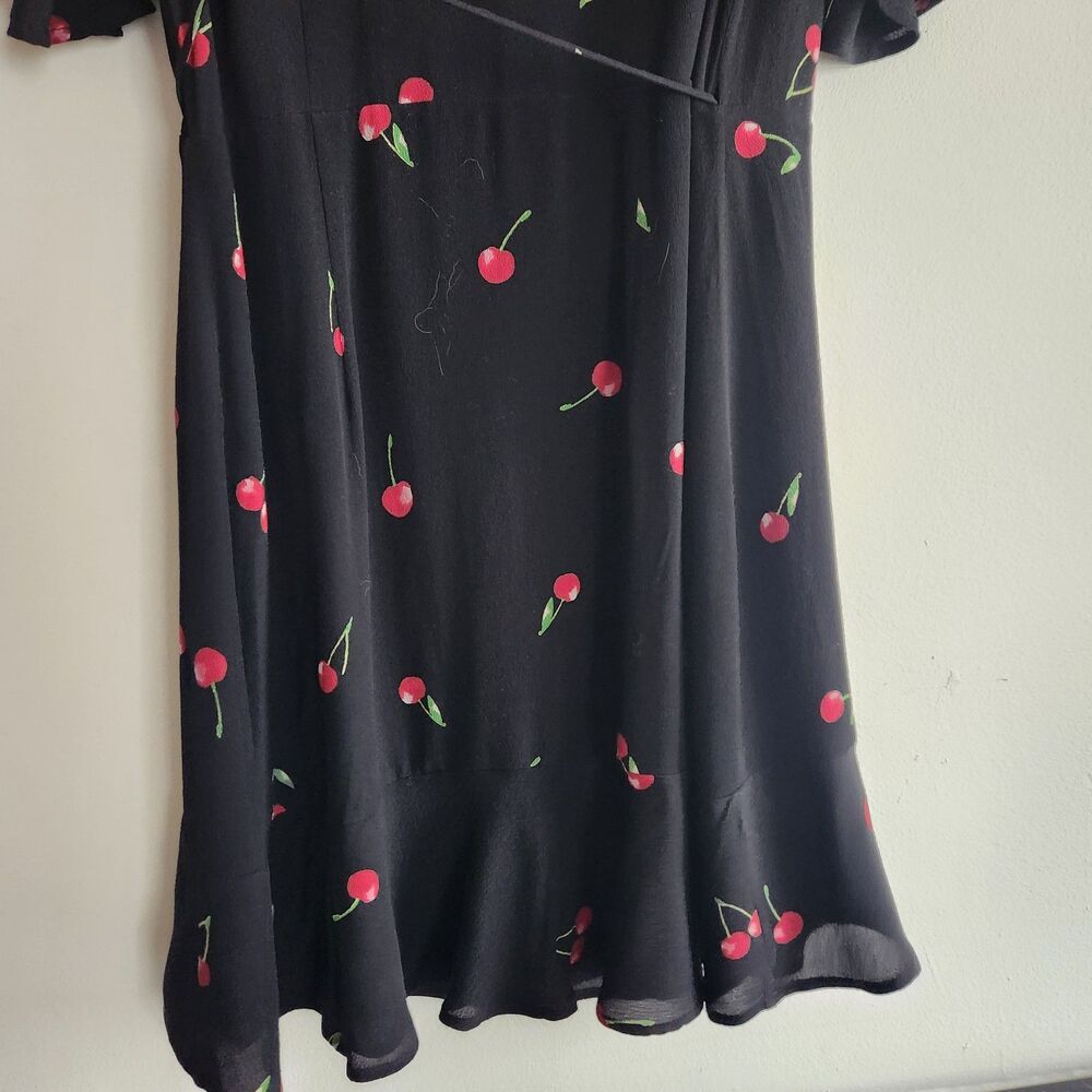 Rails Aimee Black Cherry Print Wrap Mini Dress Size M novelty summer vacation - Picture 7 of 10